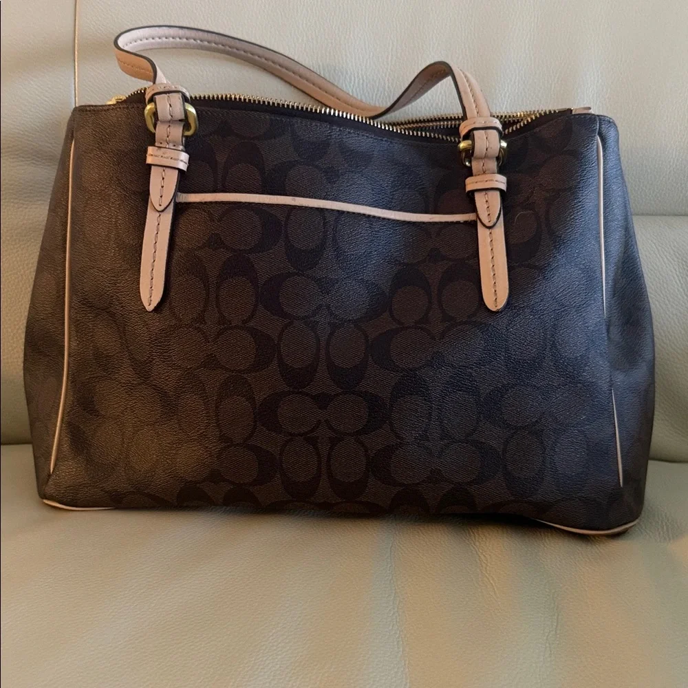 Coach Brown and Tan Shoulder Bag - Picture 2 of 9